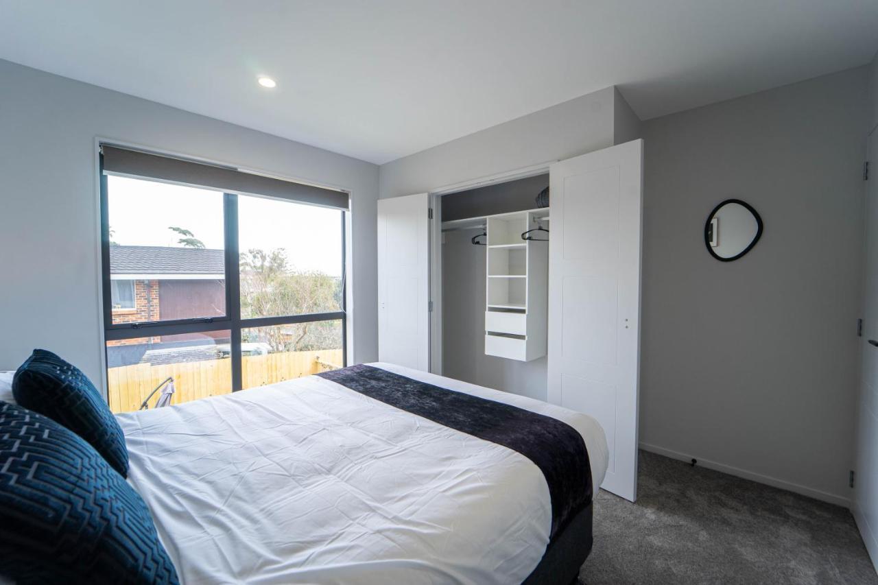 オークランド Modern Sunnyhills Town Houseヴィラ エクステリア 写真