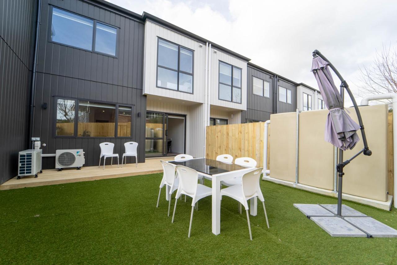 オークランド Modern Sunnyhills Town Houseヴィラ エクステリア 写真
