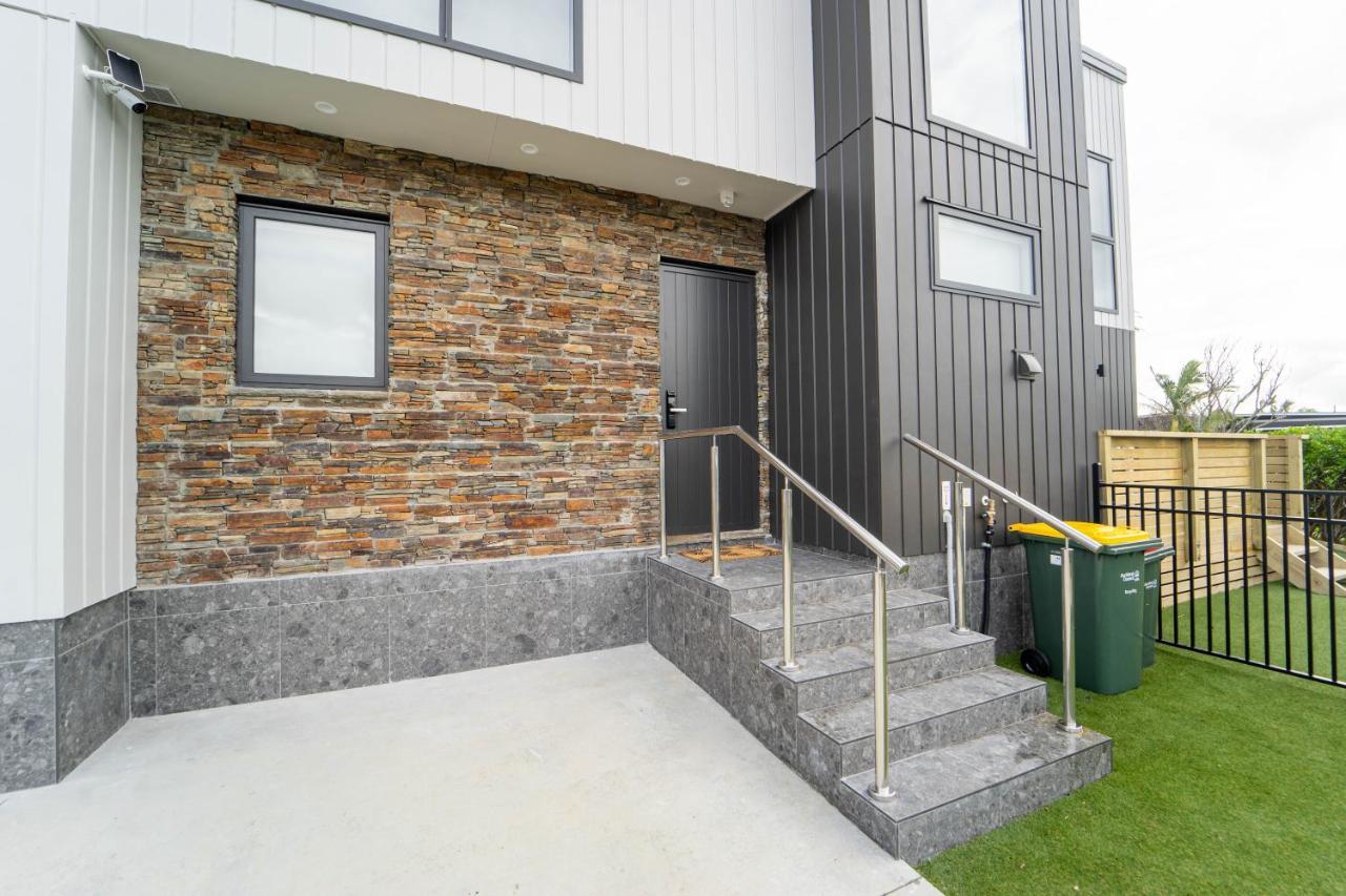 オークランド Modern Sunnyhills Town Houseヴィラ エクステリア 写真