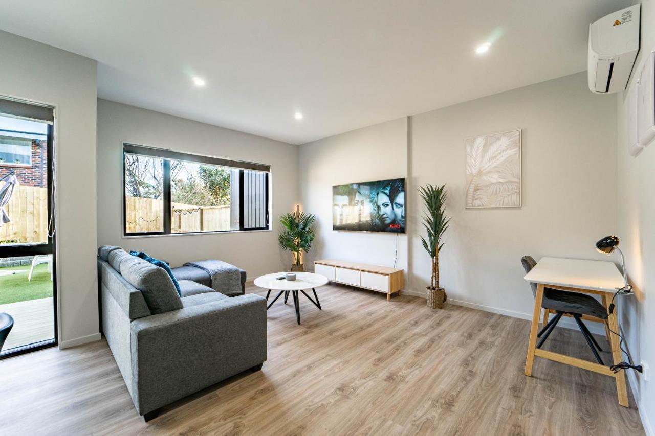オークランド Modern Sunnyhills Town Houseヴィラ エクステリア 写真
